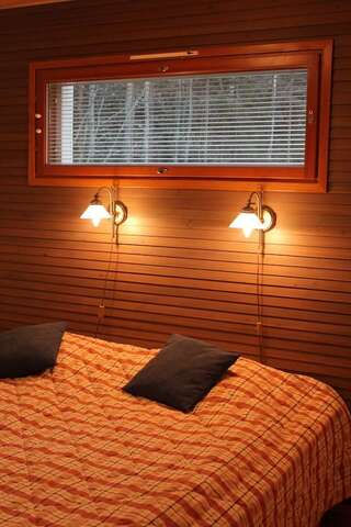 Комплексы для отдыха с коттеджами/бунгало Camping Merihelmi Мюллюкангас Апартаменты с 2 спальнями-11